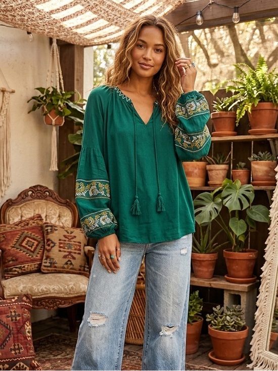 JODIFL Tops - 🌻 Jodifl Emerald Boho Embroidered Tassel Blouse – Size M